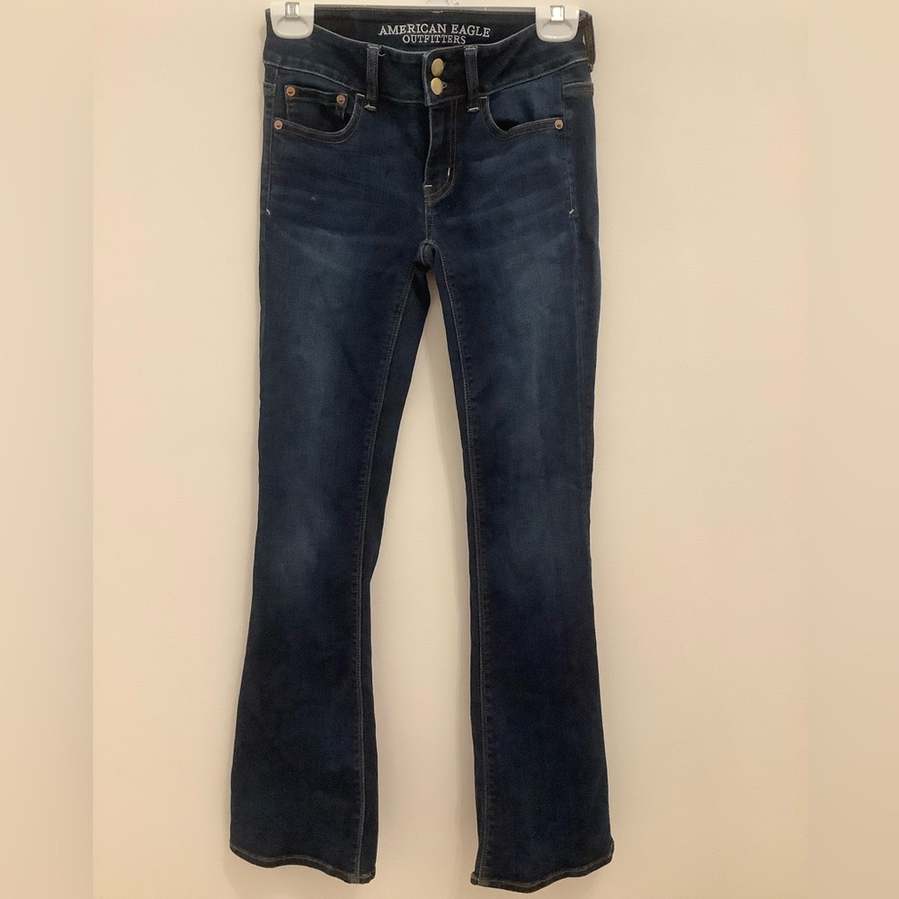 American Eagle artist flare dark wash jeans❤️❤️❤️❤️